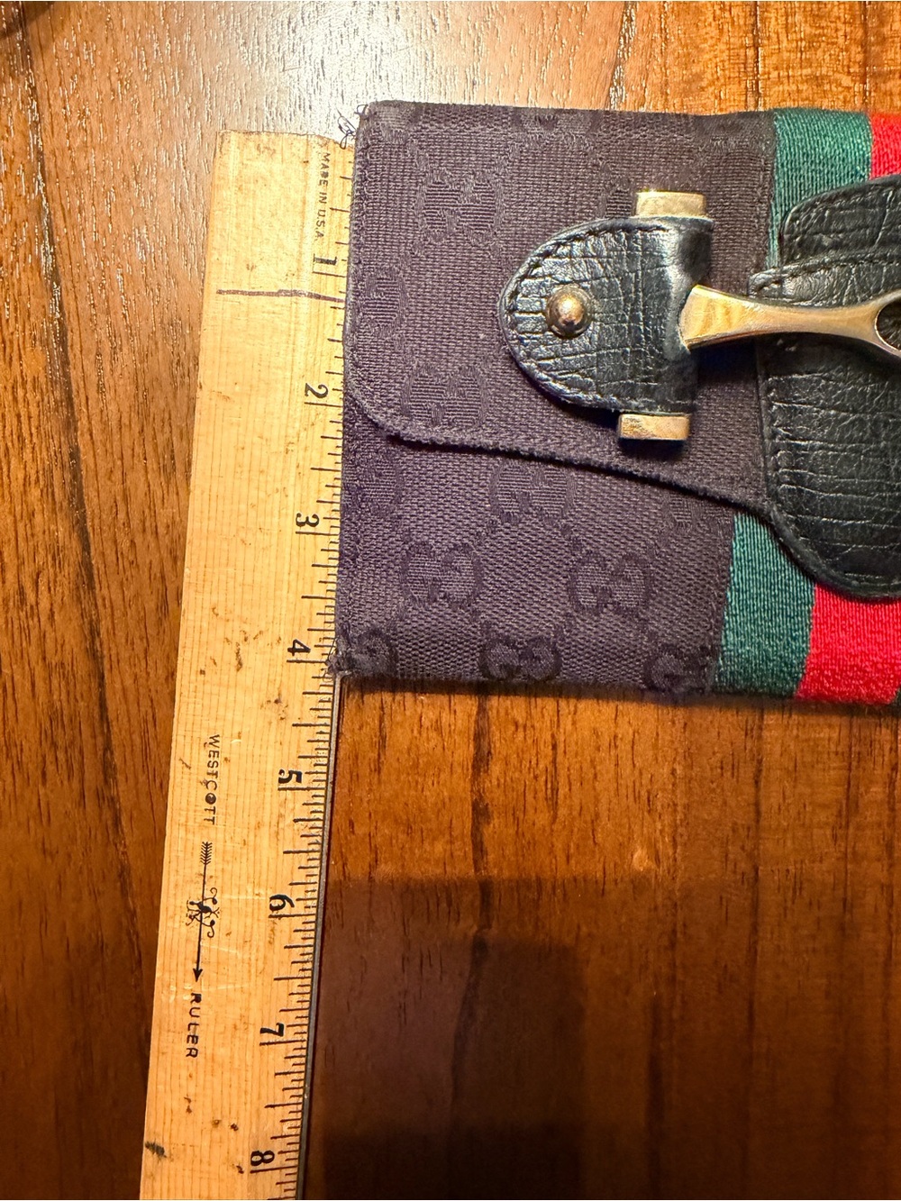 Vintage and well loved Gucci Black GG Canvas Wallet Gold Horsebit - Picture 8 of 8
